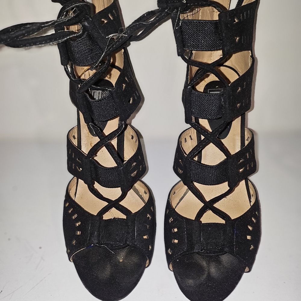 Elegant Black Strappy Women's Shoes